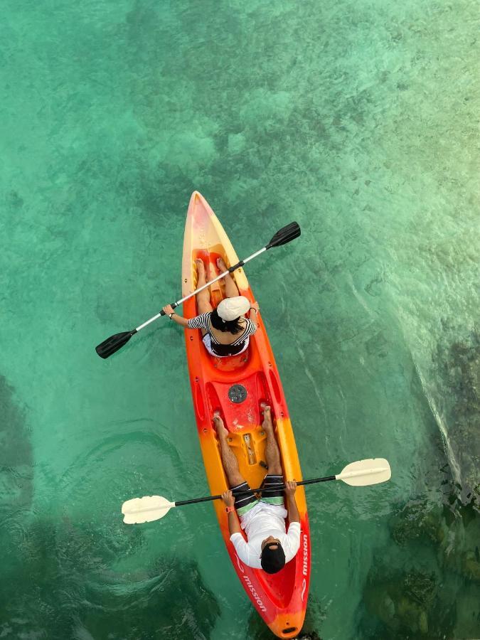Palau Royal Resort Koror Ngoại thất bức ảnh