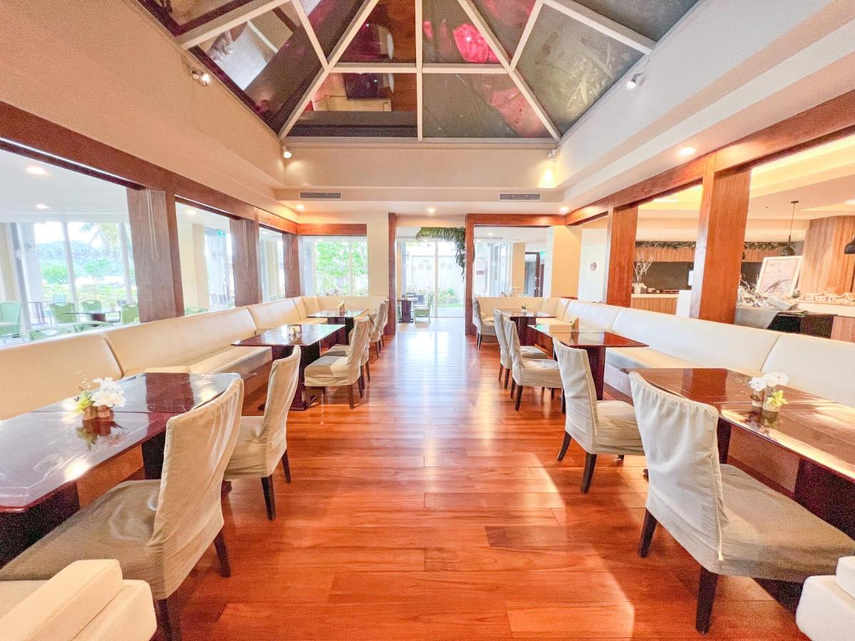 Palau Royal Resort Koror Ngoại thất bức ảnh