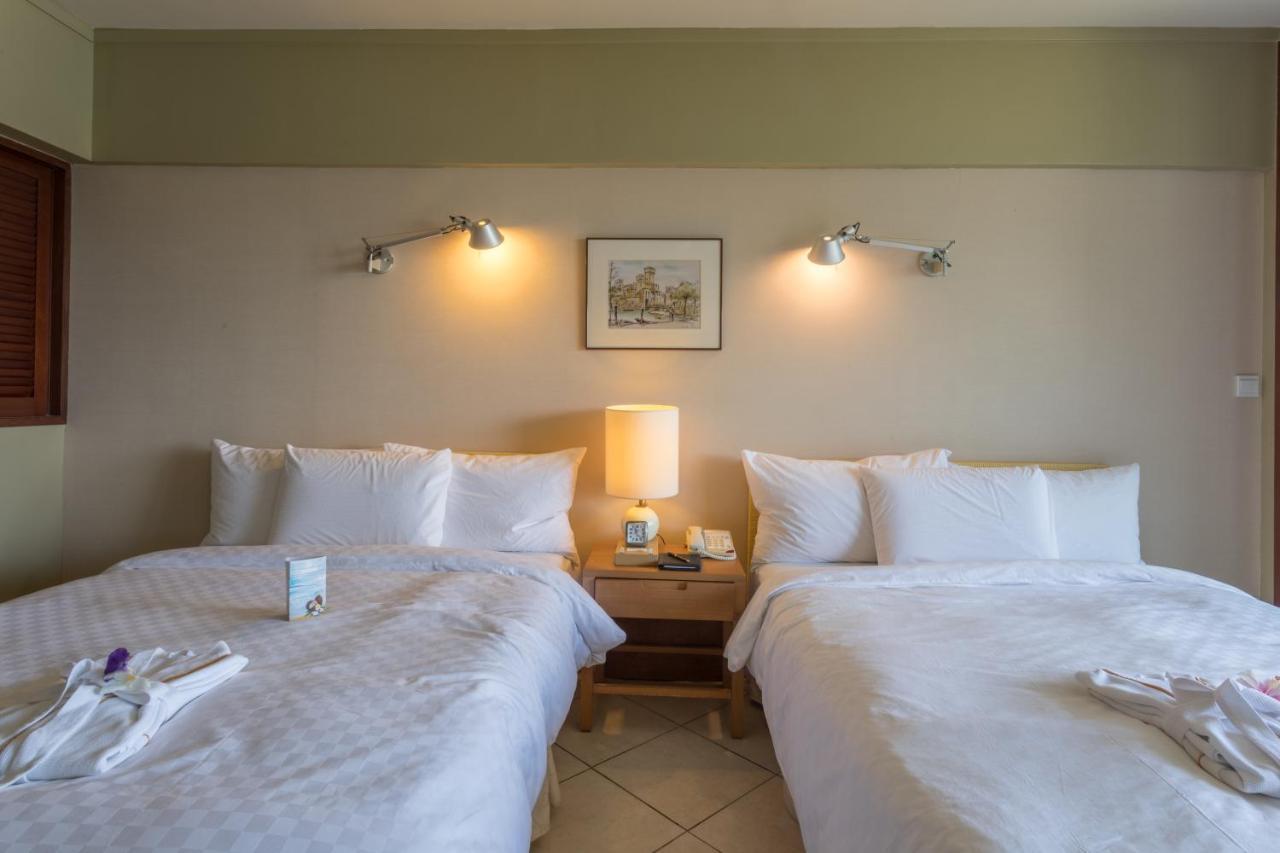Palau Royal Resort Koror Ngoại thất bức ảnh