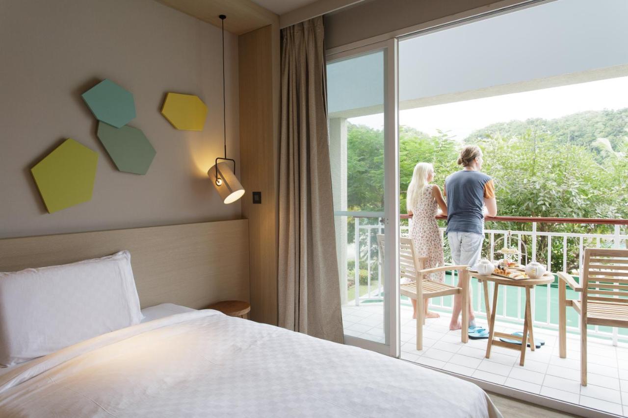 Palau Royal Resort Koror Ngoại thất bức ảnh