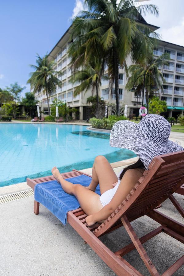 Palau Royal Resort Koror Ngoại thất bức ảnh