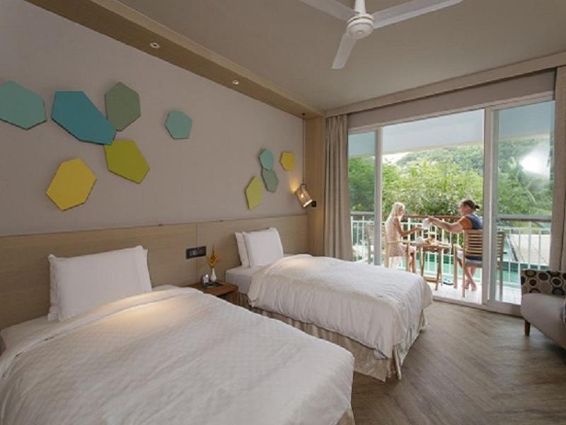 Palau Royal Resort Koror Ngoại thất bức ảnh