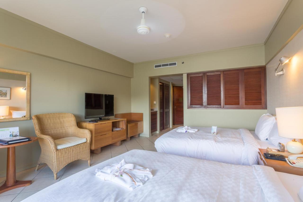 Palau Royal Resort Koror Ngoại thất bức ảnh